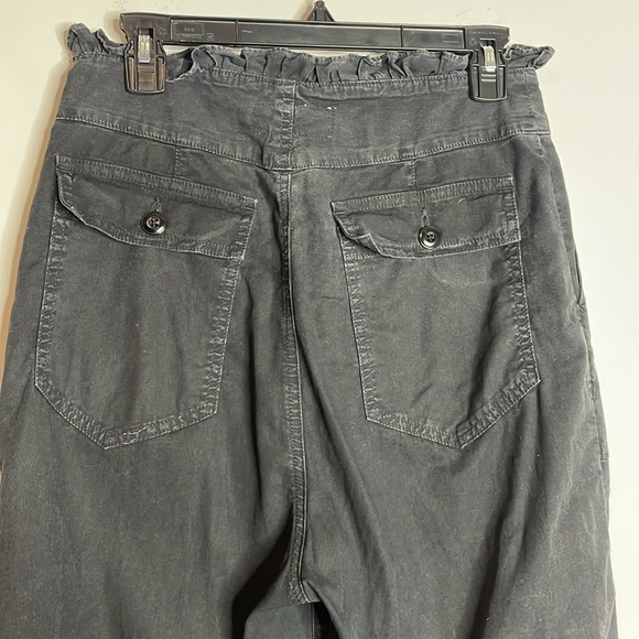 The Great. | Washed Black Ruffle Armies Cropped Pants Size 28 - Picture 6 of 9